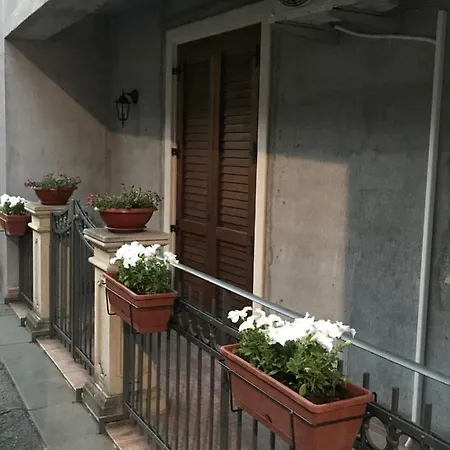 Il Borghetto Di San Giuseppe Etnarooms&apartments Apartmán *